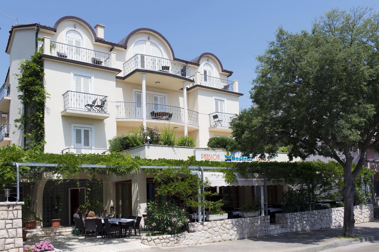 Pansion Maestral Otel Novi Vinodolski Dış mekan fotoğraf