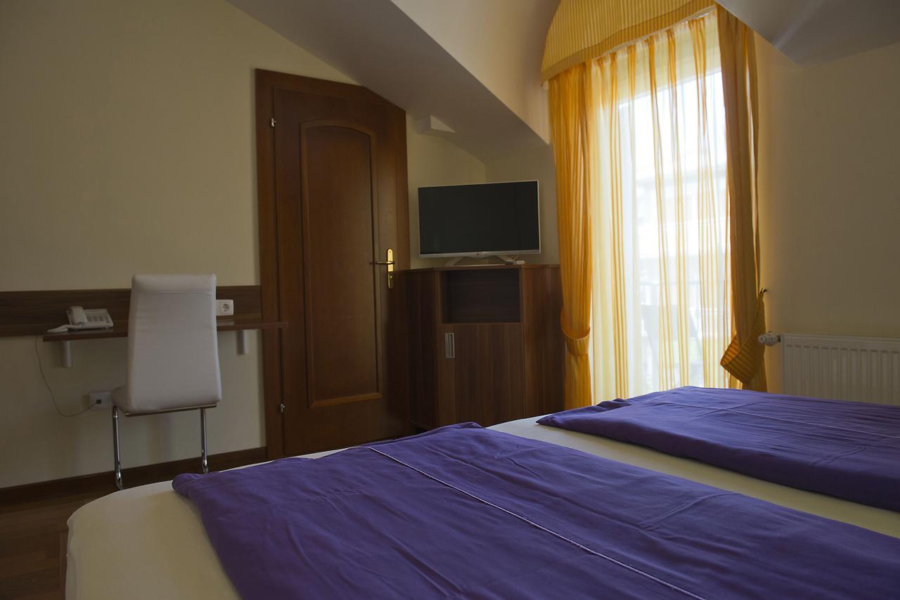 Pansion Maestral Otel Novi Vinodolski Dış mekan fotoğraf